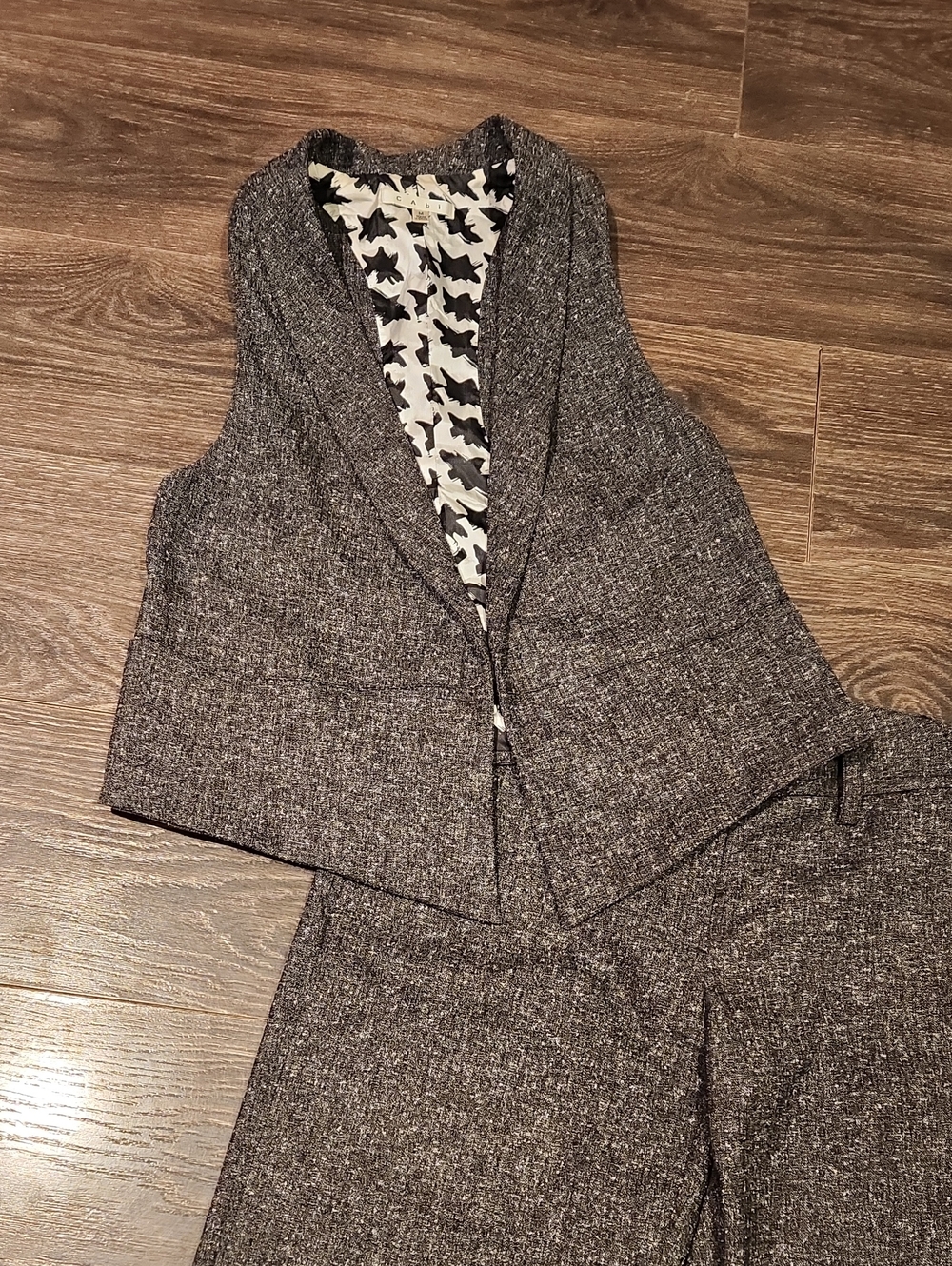 โค๏ธ CABI SOHO SPECKLE TWEED WIDE LEG PANTS AND VEST SET - Picture 3 of 15
